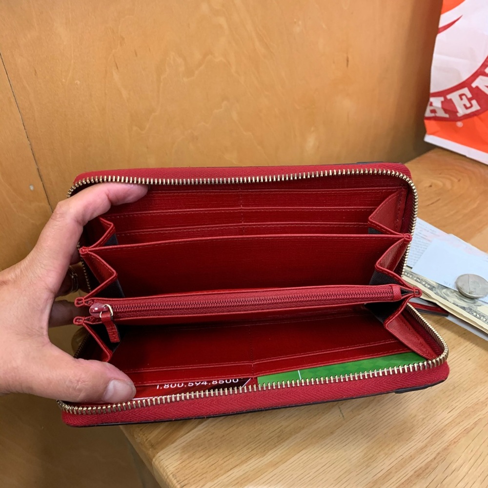 Gucci GG supreme long wallet ❤️❤️❤️ - Picture 5 of 7